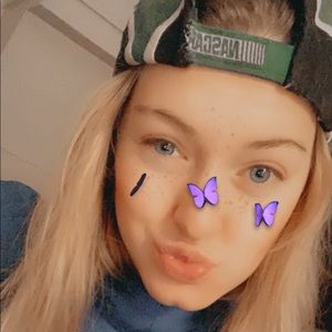 Meet your Posher, Juli